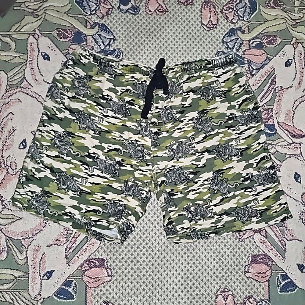 High Sierra men's lounge shorts camo dragon print 🐉
